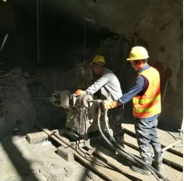 小店水下抗分散灌浆料特点 水下不分散注浆料介绍